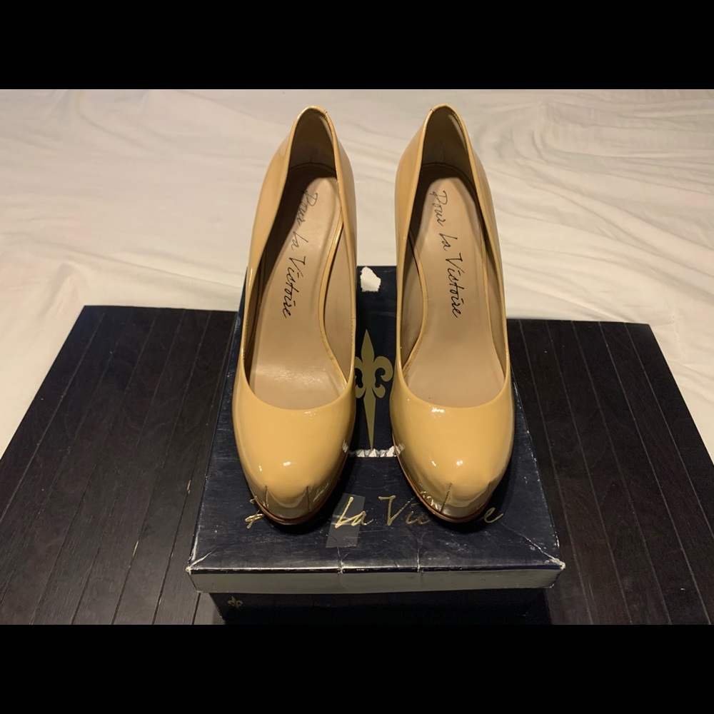 COPY - Pour la Victoire camel patent Shoes